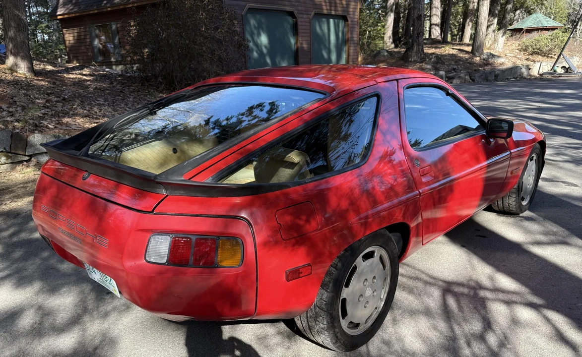 1985 Porsche 928 S - Image 13 of 31
