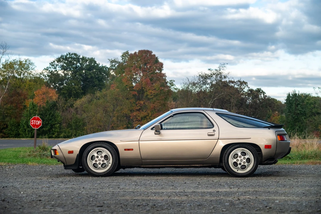 1985 Porsche 928 S - Image 4 of 31
