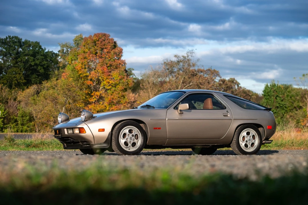 1985 Porsche 928 S - Image 3 of 31