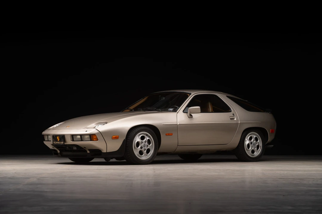 1985 Porsche 928 S - Image 13 of 31