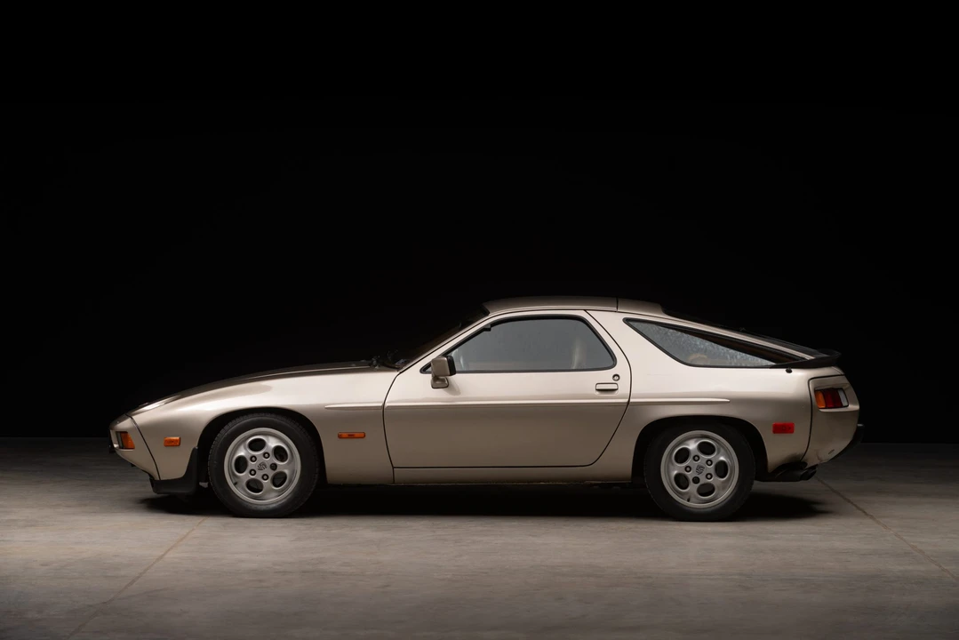 1985 Porsche 928 S - Image 7 of 31