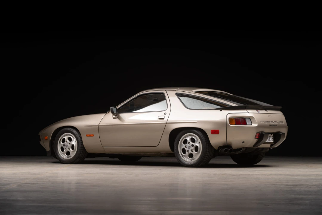 1985 Porsche 928 S - Image 10 of 31