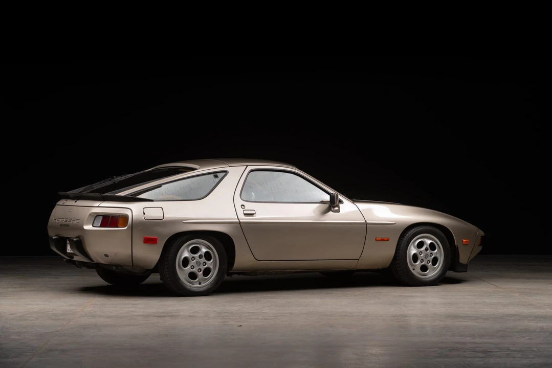 1985 Porsche 928 S - Image 18 of 31