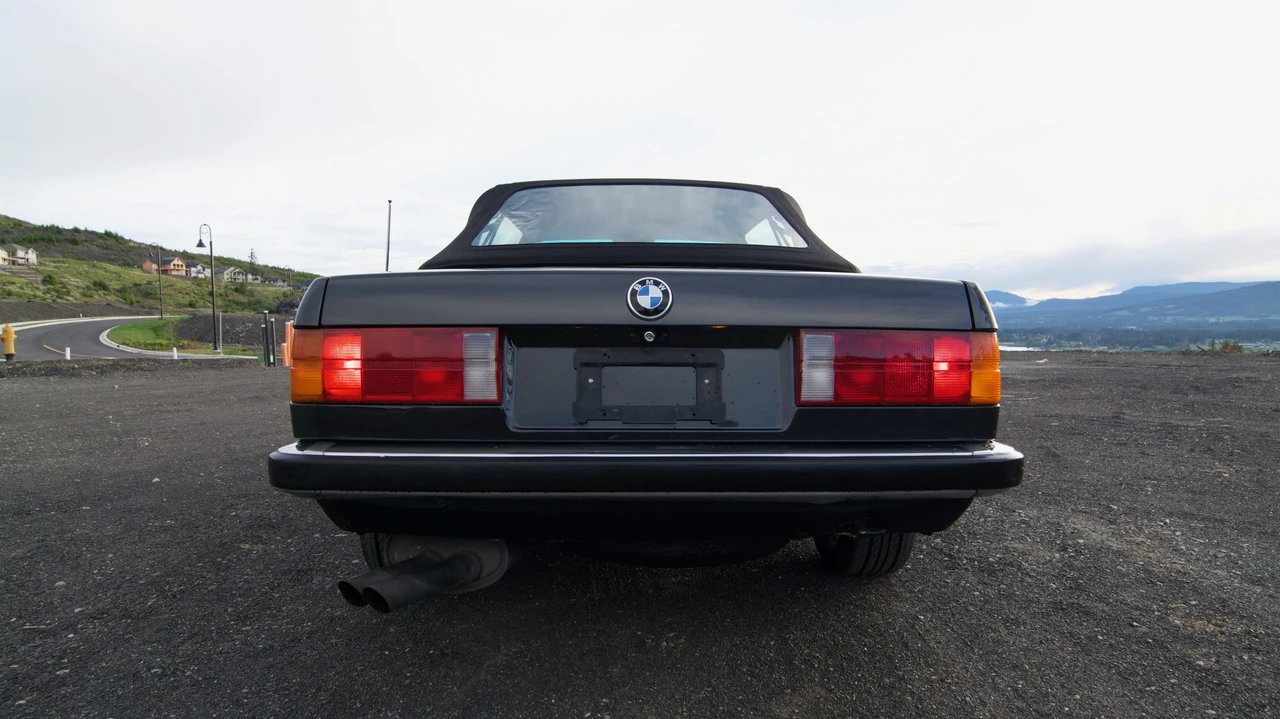 1986 BMW E30 3 Series - Image 14 of 31
