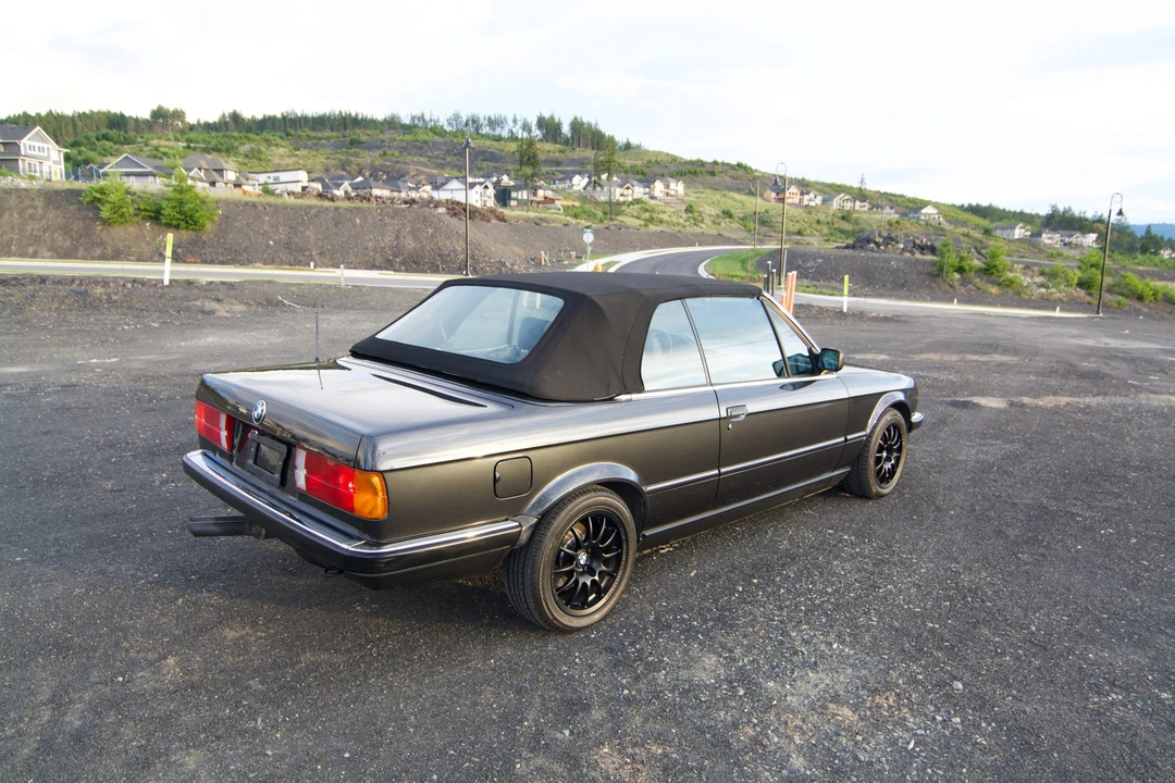 1986 BMW E30 3 Series - Image 11 of 31