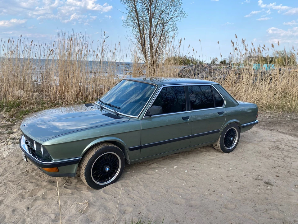1986 BMW E28 5 Series - Image 2 of 28