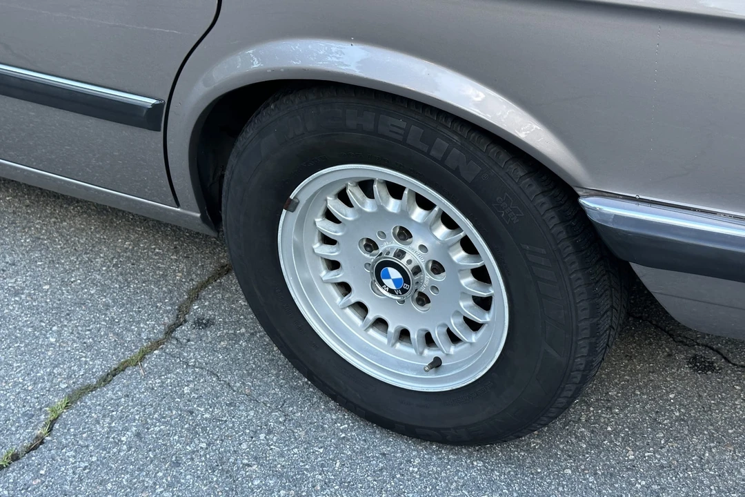 1986 BMW E28 5 Series - Image 26 of 31