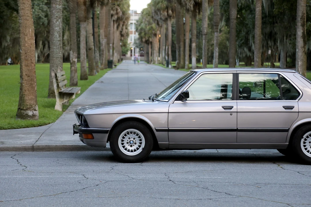 1986 BMW E28 5 Series - Image 14 of 31