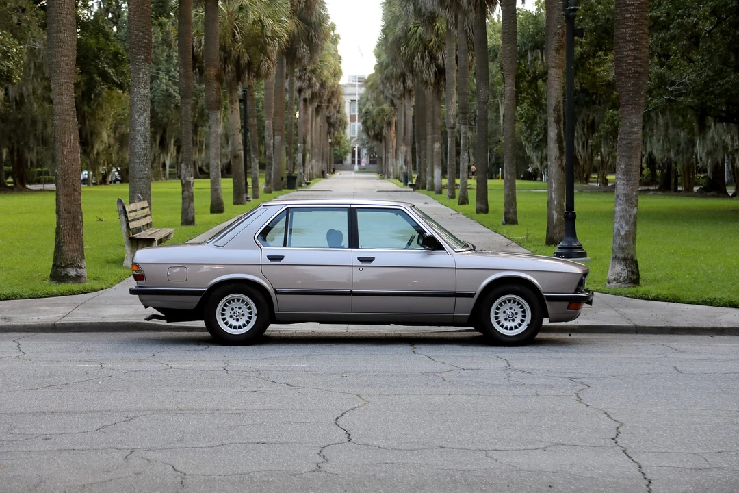 1986 BMW E28 5 Series - Image 8 of 31