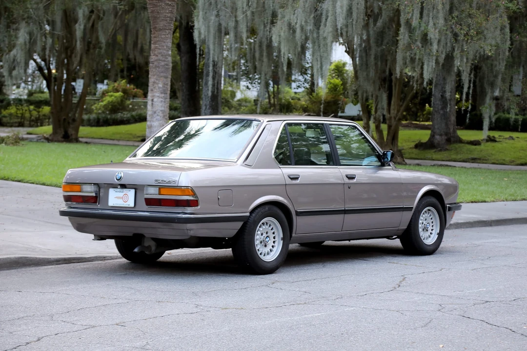 1986 BMW E28 5 Series - Image 7 of 31