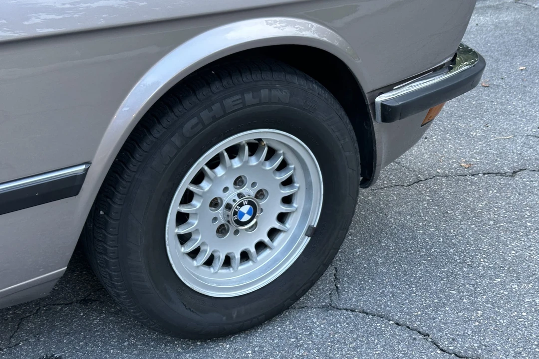 1986 BMW E28 5 Series - Image 25 of 31