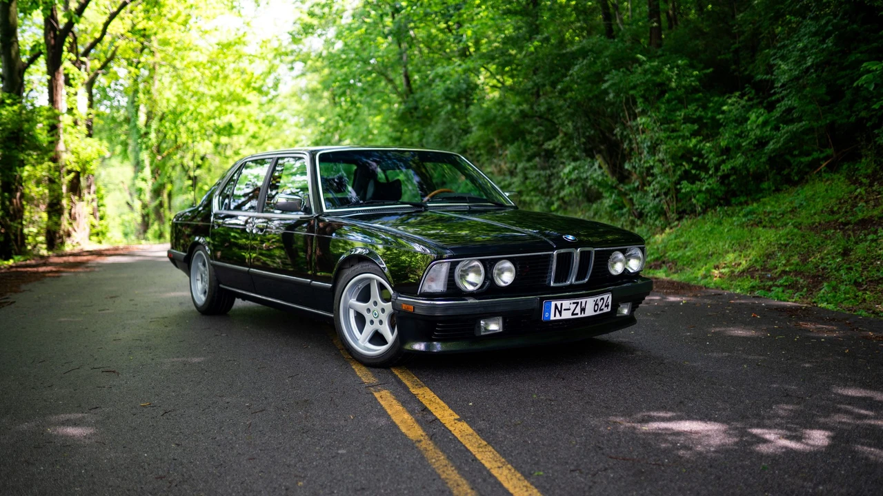 1986 BMW E23 7 Series - Image 2 of 31