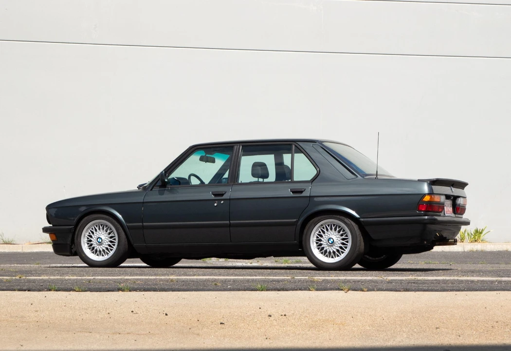 1986 BMW E28 M5 - Image 8 of 31
