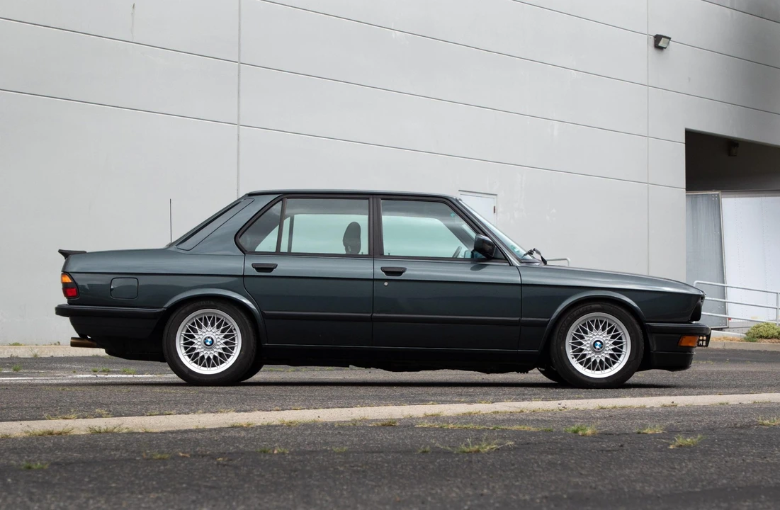 1986 BMW E28 M5 - Image 17 of 31