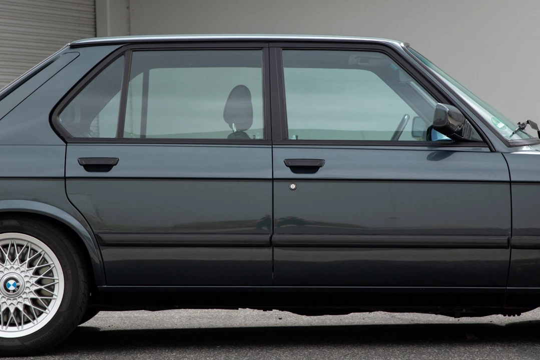 1986 BMW E28 M5 - Image 29 of 31