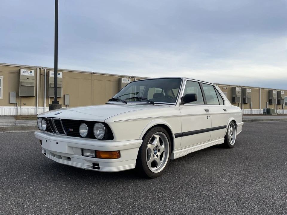 1986 BMW E28 5 Series - Image 2 of 31