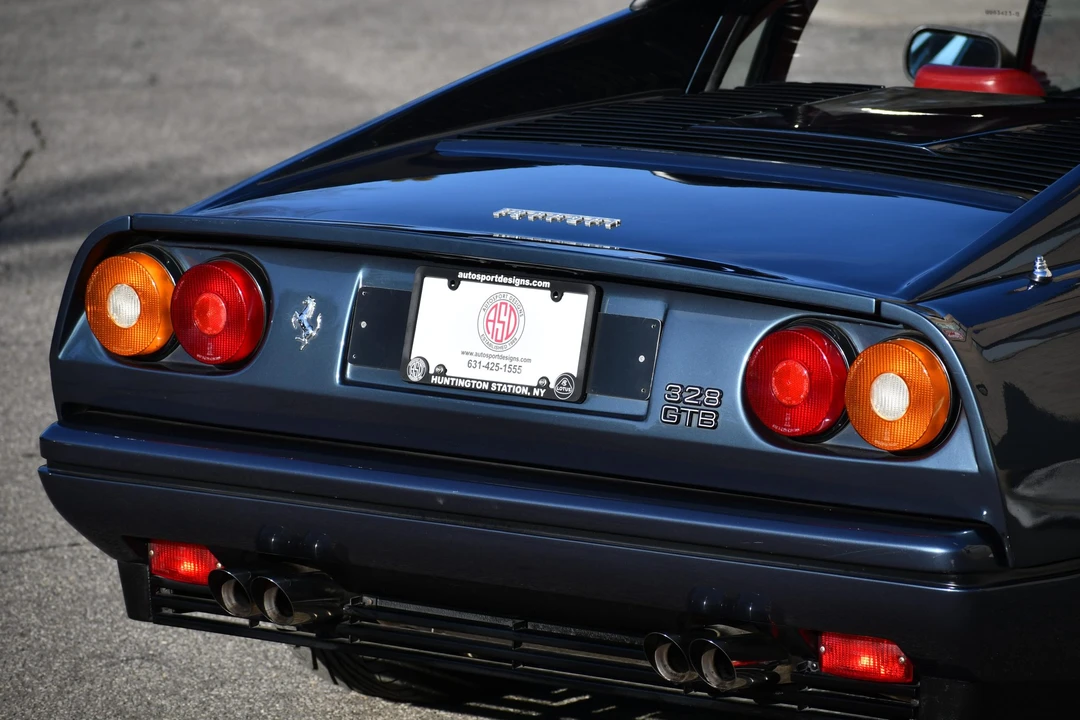 1986 Ferrari 328 GTB - Image 17 of 31