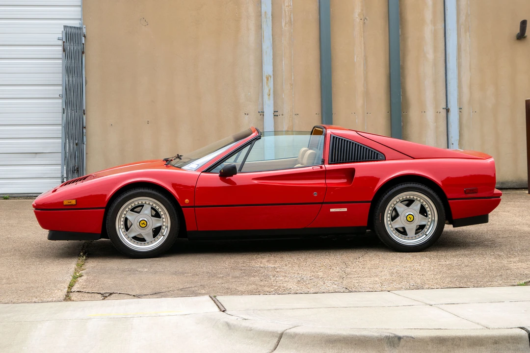 1986 Ferrari 328 GTS - Image 3 of 31