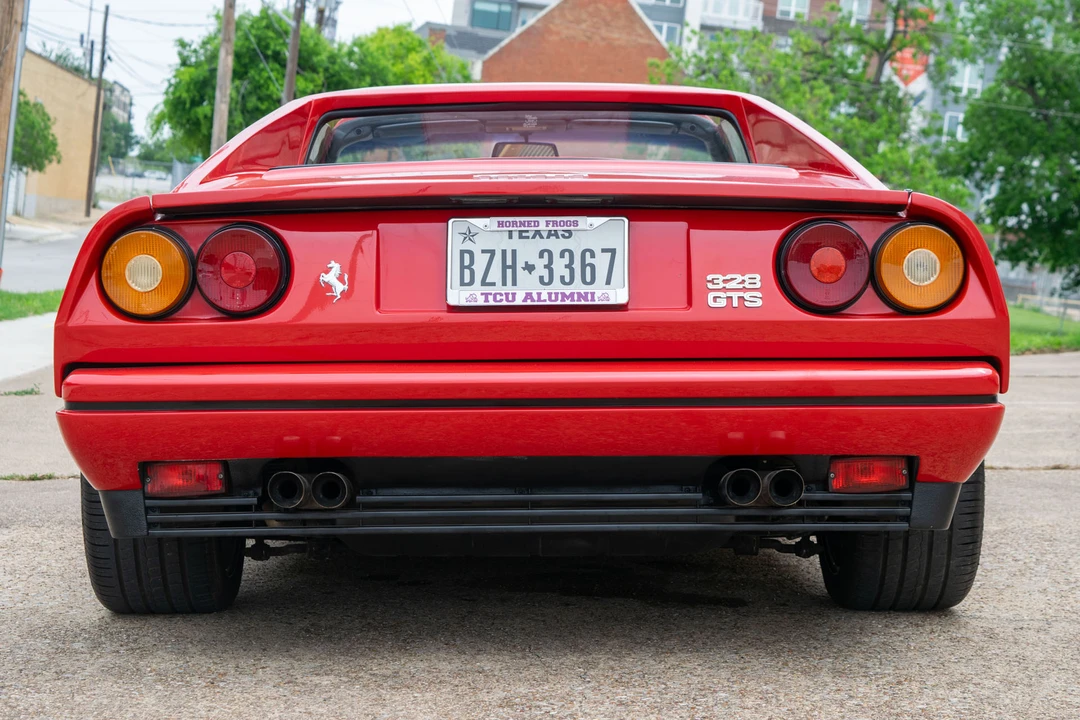 1986 Ferrari 328 GTS - Image 5 of 31