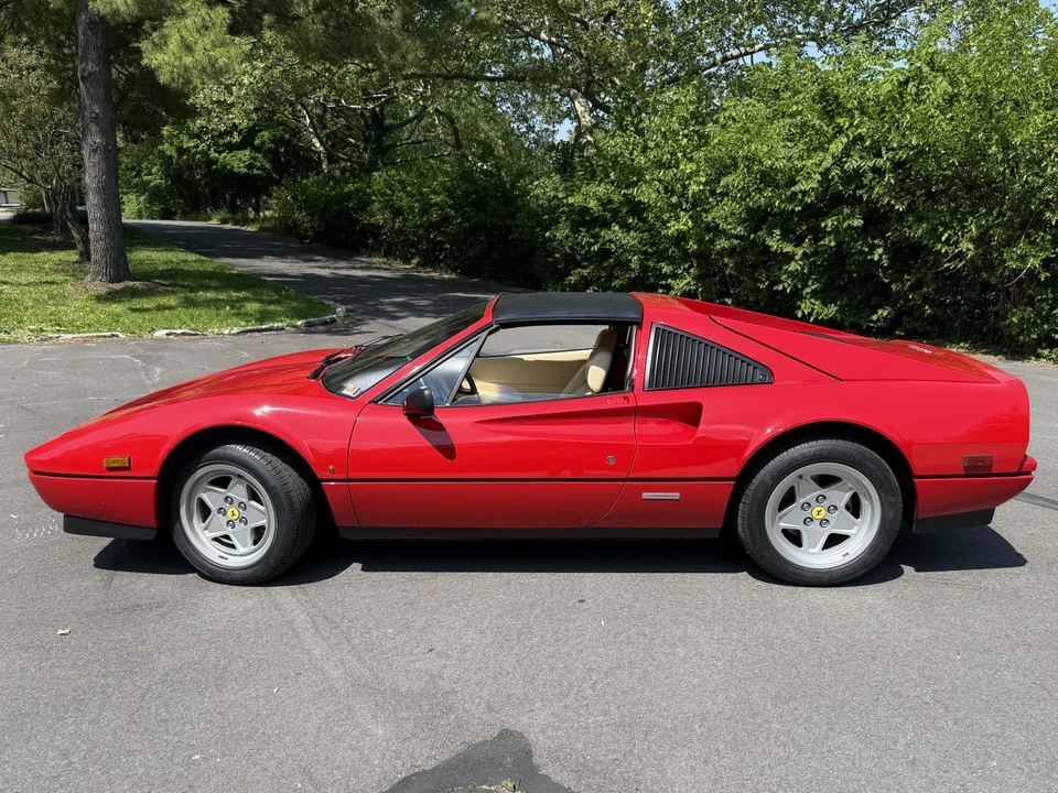 1986 Ferrari 328 GTS - Image 10 of 31