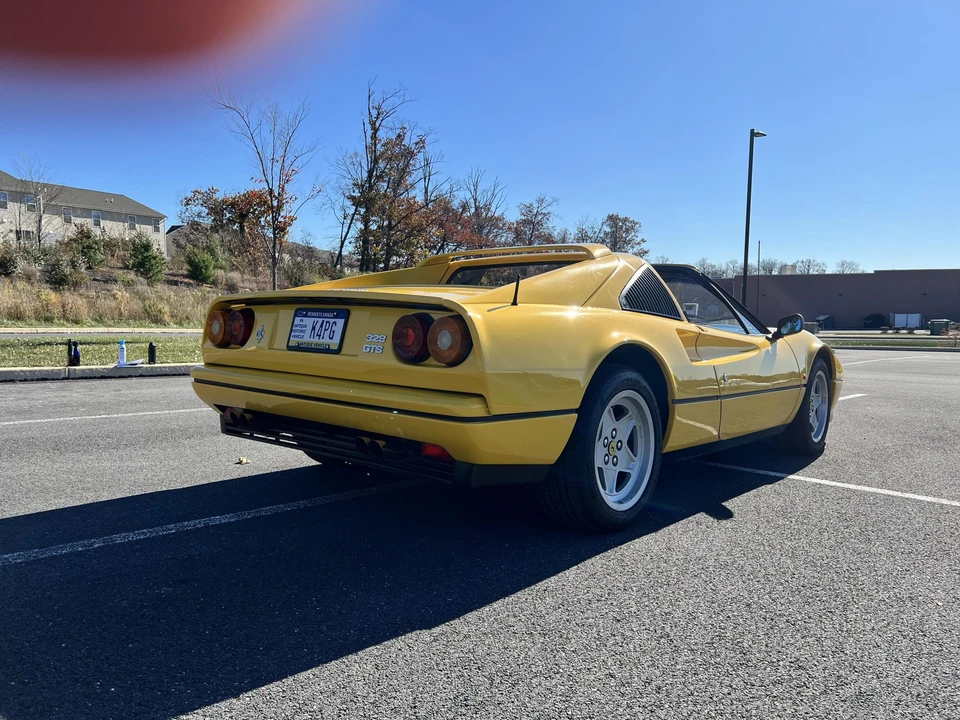 1986 Ferrari 328 GTS - Image 7 of 31