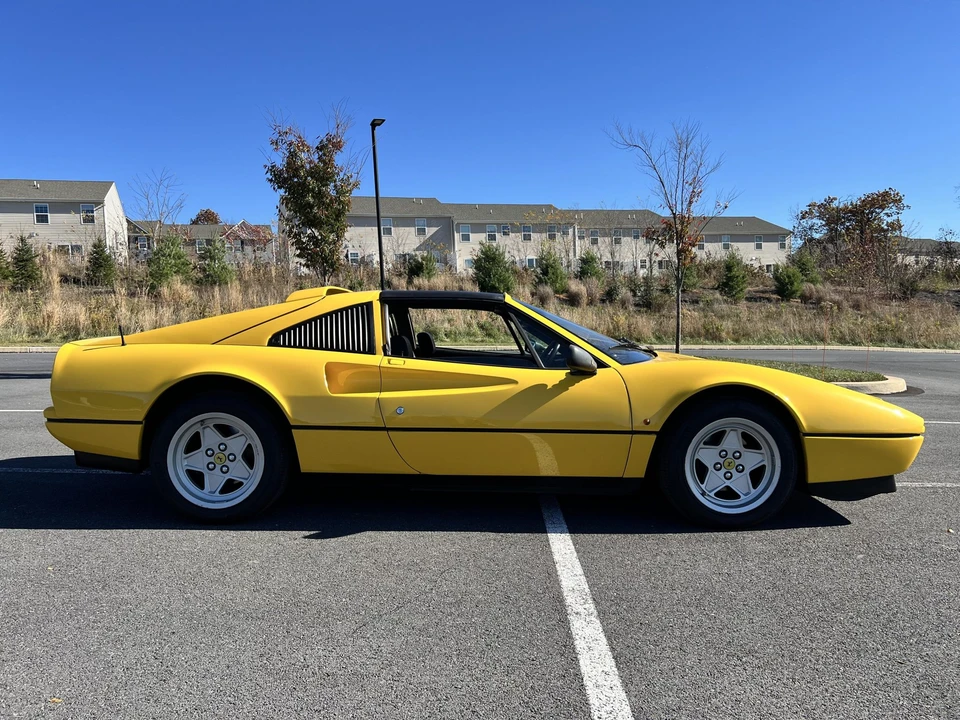 1986 Ferrari 328 GTS - Image 22 of 31