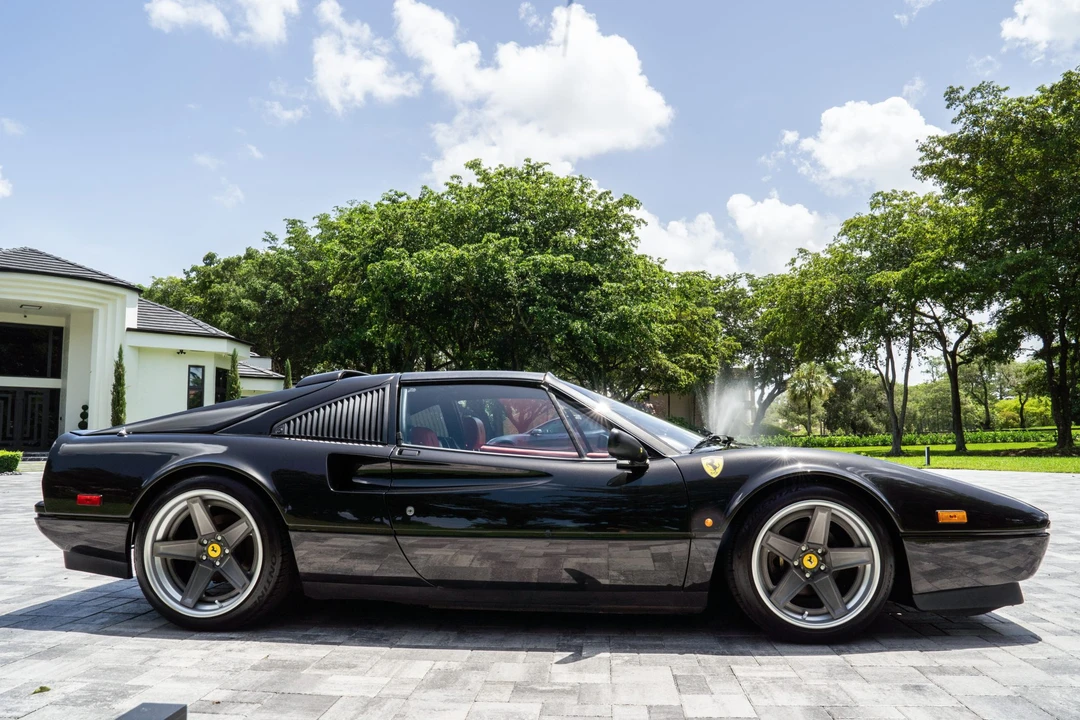 1986 Ferrari 328 GTS - Image 15 of 31