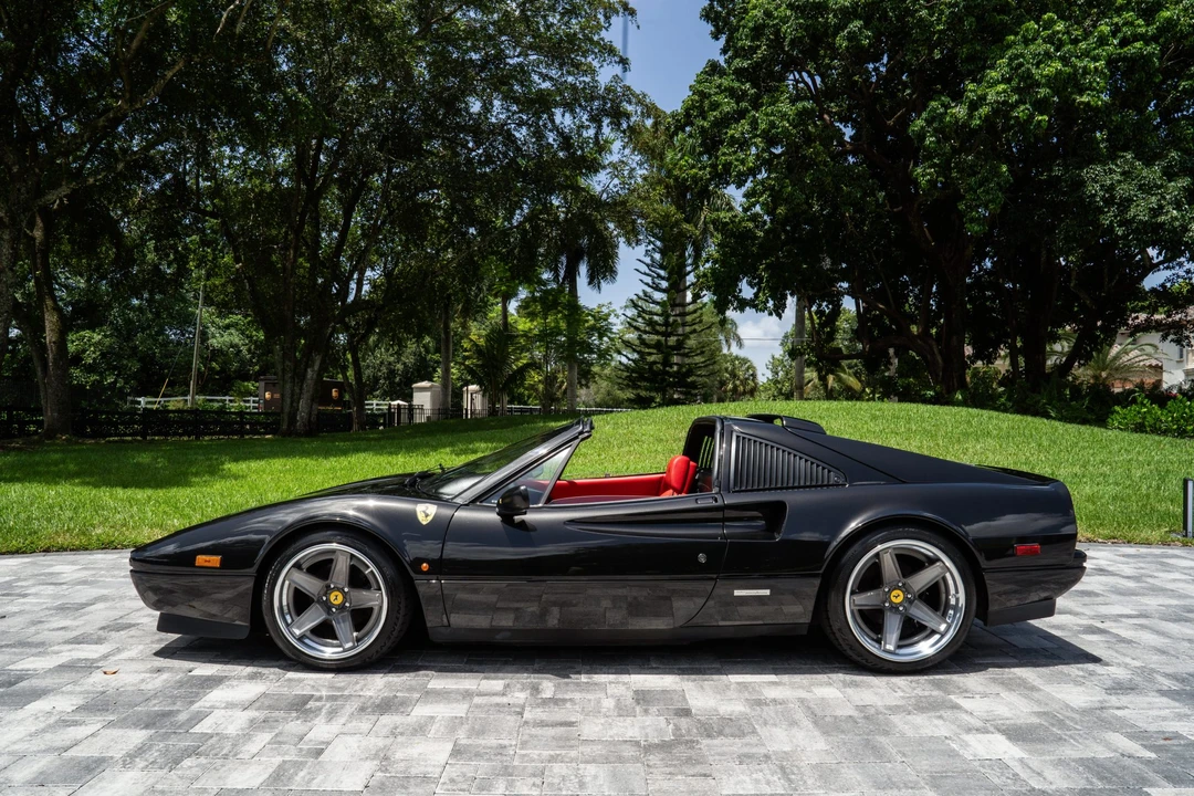 1986 Ferrari 328 GTS - Image 3 of 31