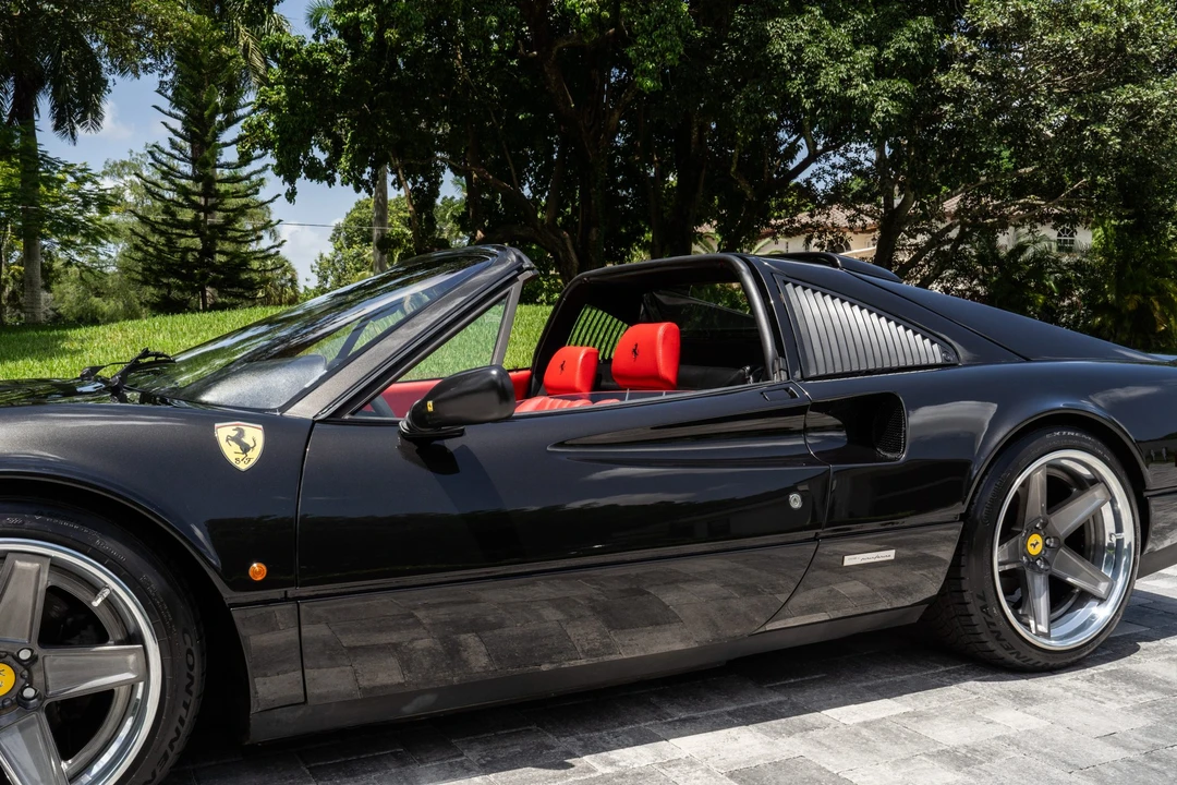 1986 Ferrari 328 GTS - Image 25 of 31