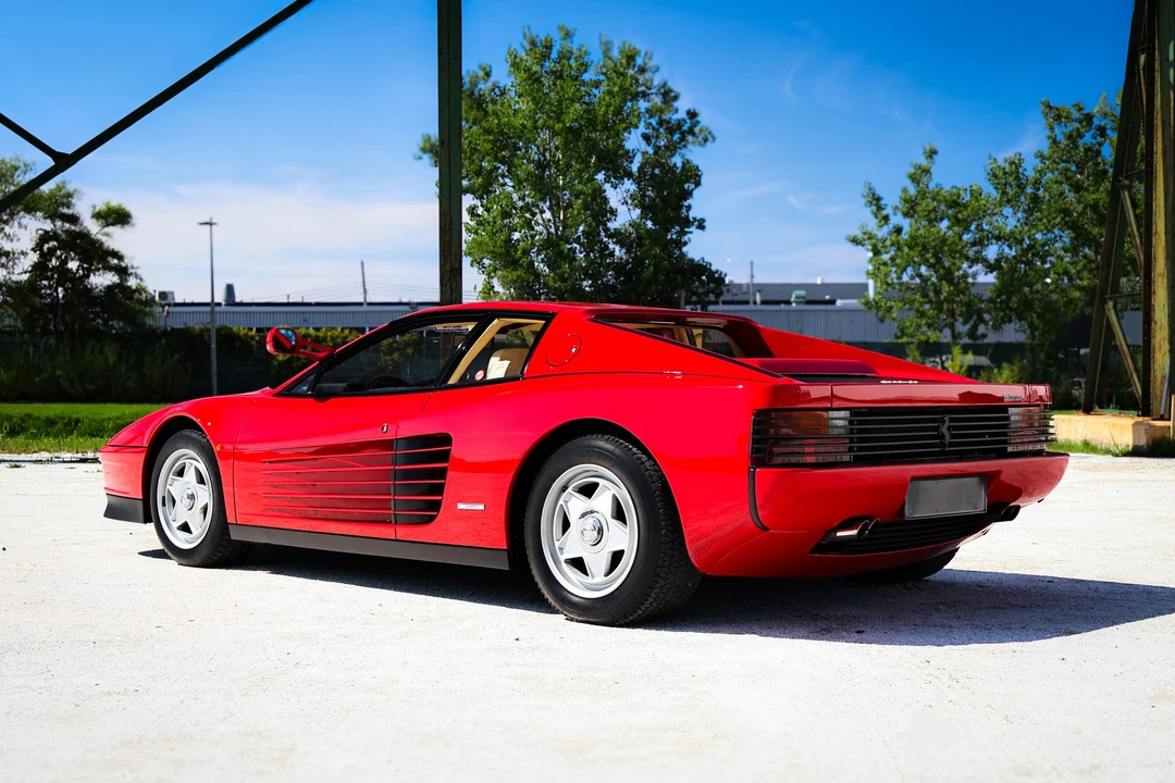1986 Ferrari Testarossa - Image 10 of 31