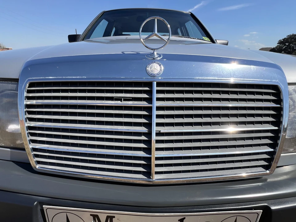 1986 Mercedes-Benz W124 E-Class - Image 30 of 31