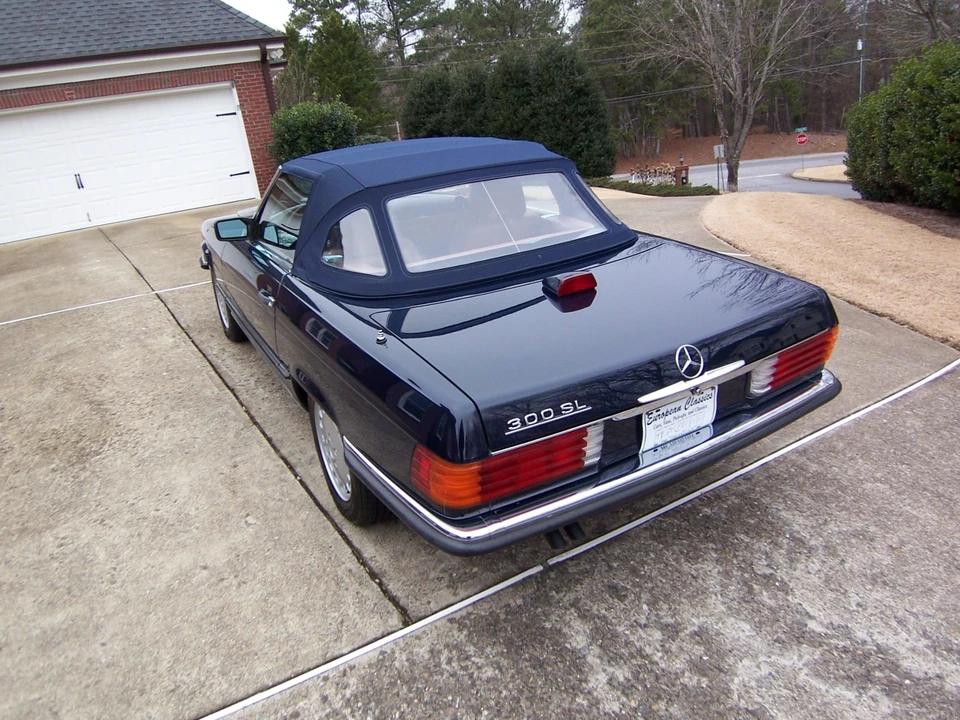 1986 Mercedes-Benz R107 SL-Class - Image 19 of 31
