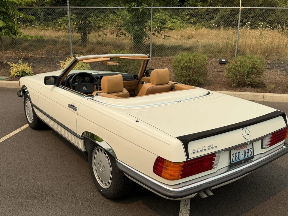 1986 Mercedes-Benz R107 SL-Class - Image 16 of 31
