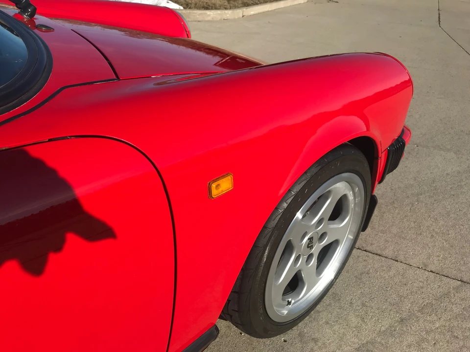 1986 Porsche 911 Carrera 3.2 - Image 25 of 31