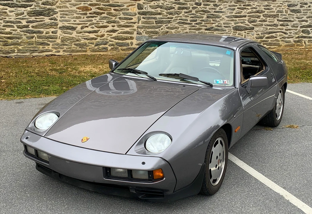 1986 Porsche 928 S - Image 3 of 31