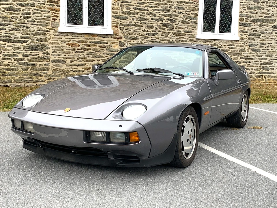 1986 Porsche 928 S - Image 2 of 31