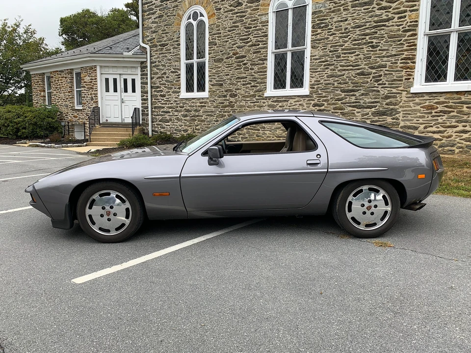 1986 Porsche 928 S - Image 6 of 31