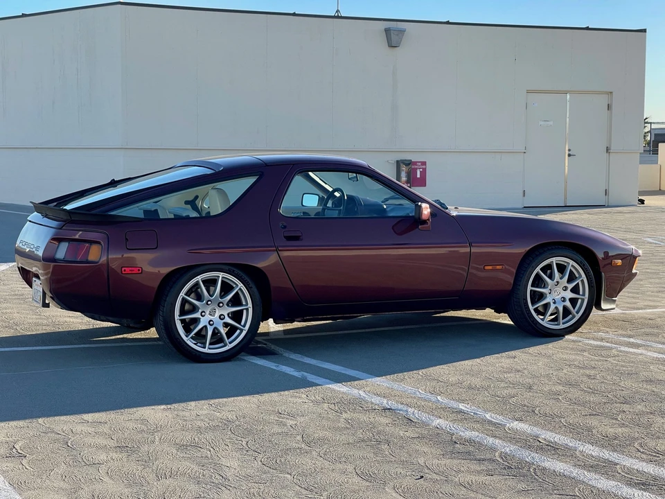 1986 Porsche 928 S - Image 21 of 31