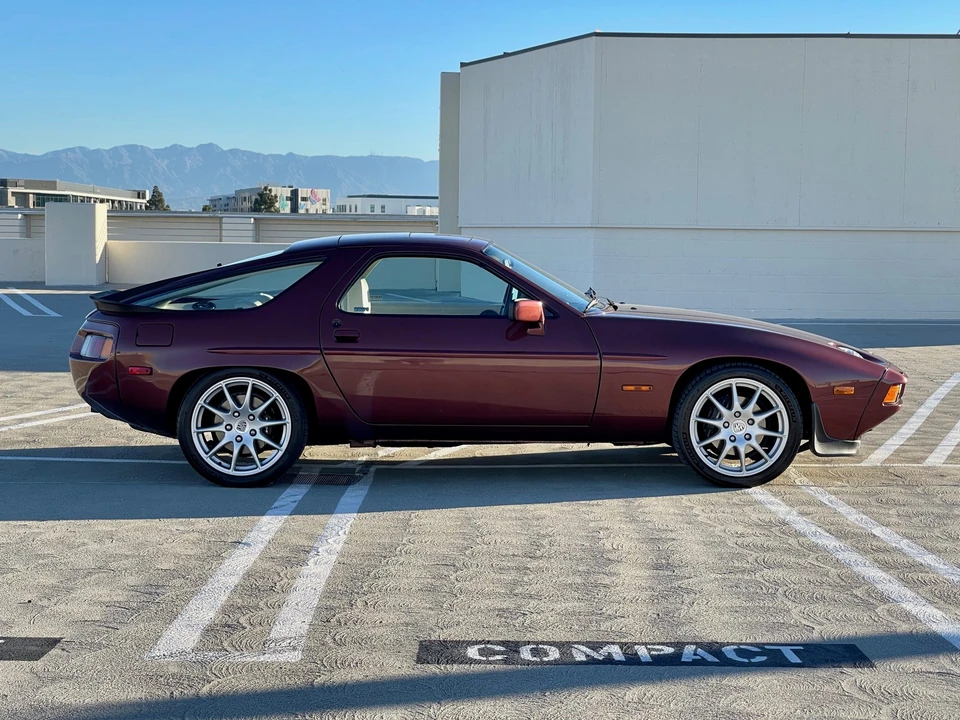 1986 Porsche 928 S - Image 23 of 31
