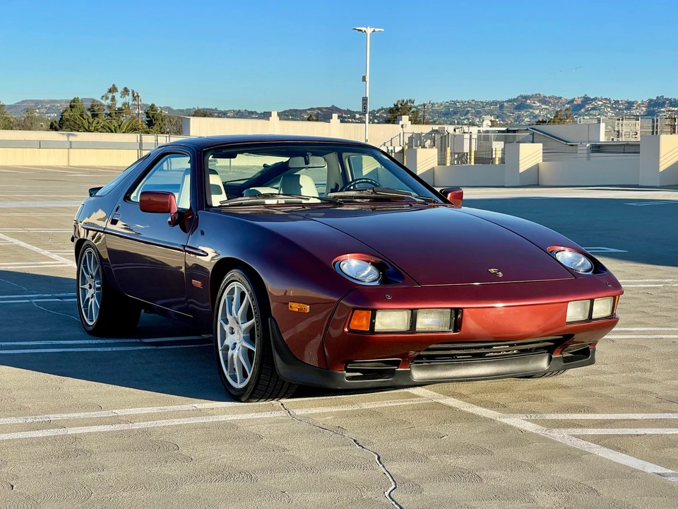 1986 Porsche 928 S - Image 28 of 31