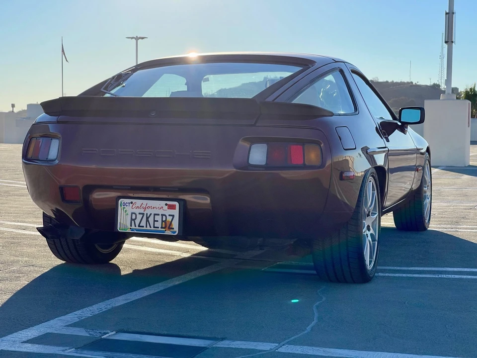 1986 Porsche 928 S - Image 18 of 31