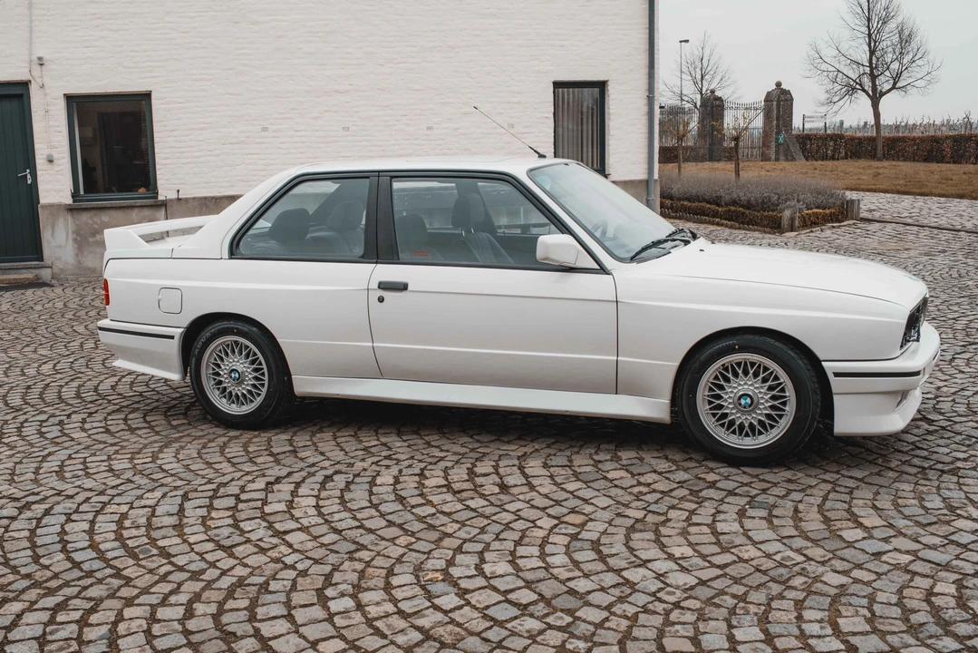 1987 BMW E30 M3 - Image 18 of 31