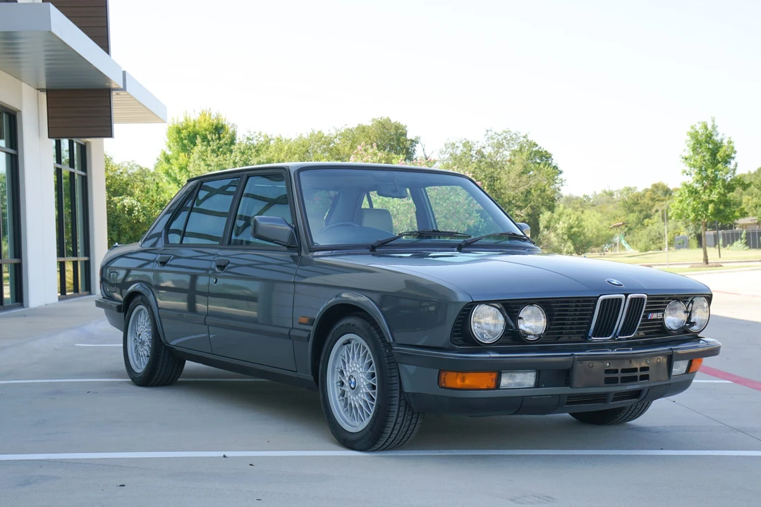 1987 BMW E28 M5 - Image 12 of 31