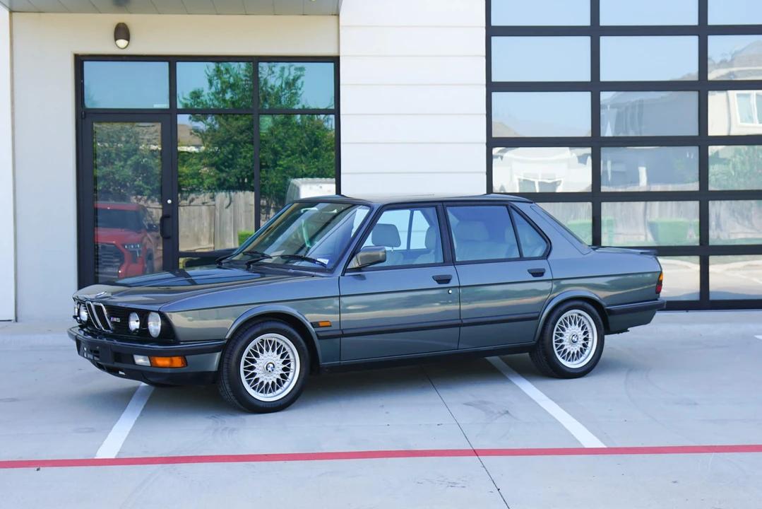 1987 BMW E28 M5 - Image 2 of 31
