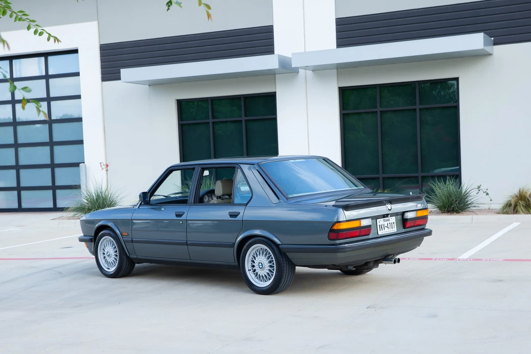 1987 BMW E28 M5 - Image 22 of 31
