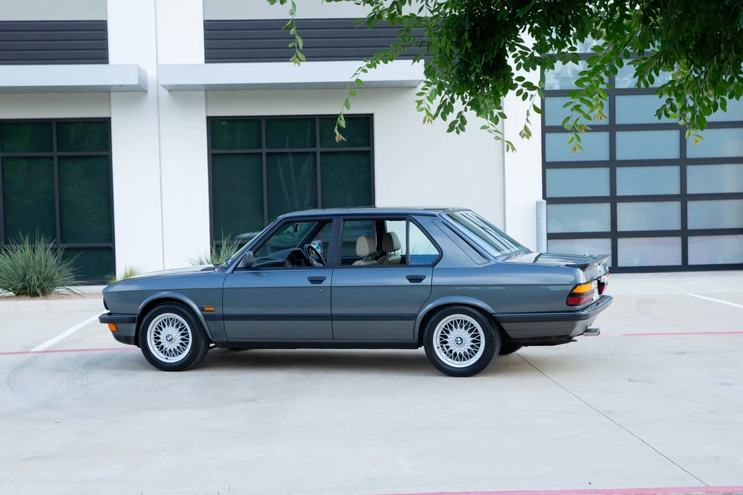 1987 BMW E28 M5 - Image 23 of 31