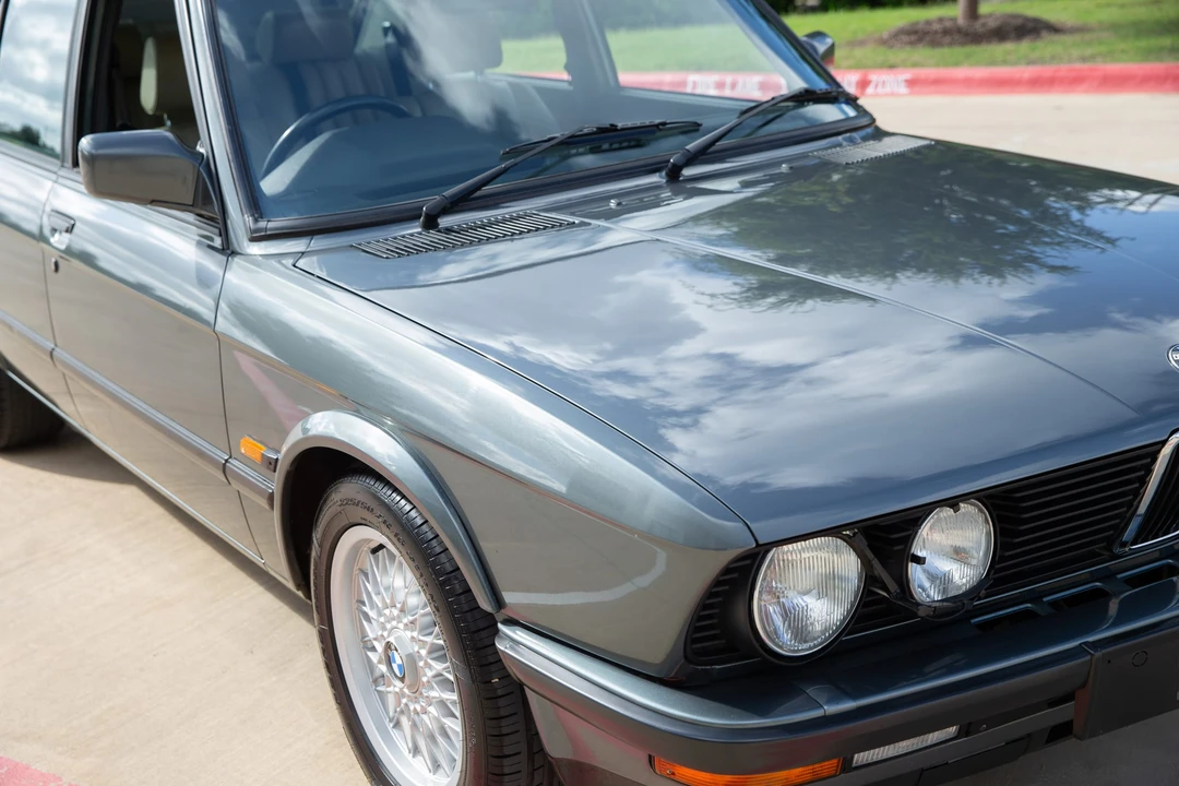 1987 BMW E28 M5 - Image 28 of 31