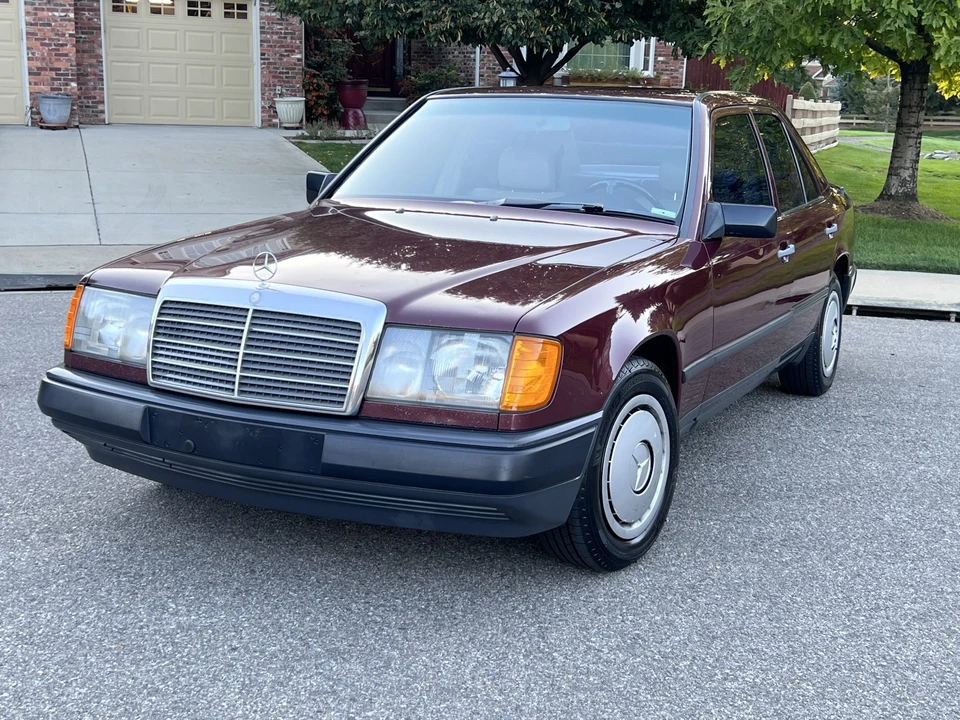 1987 Mercedes-Benz W124 E-Class - Image 28 of 31