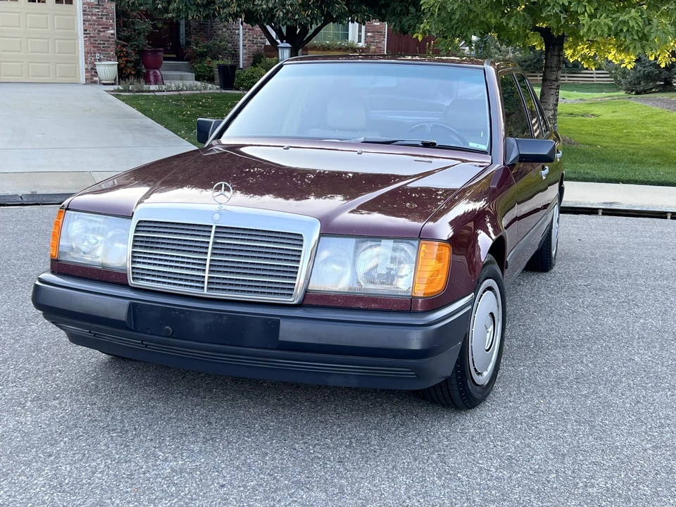 1987 Mercedes-Benz W124 E-Class - Image 29 of 31