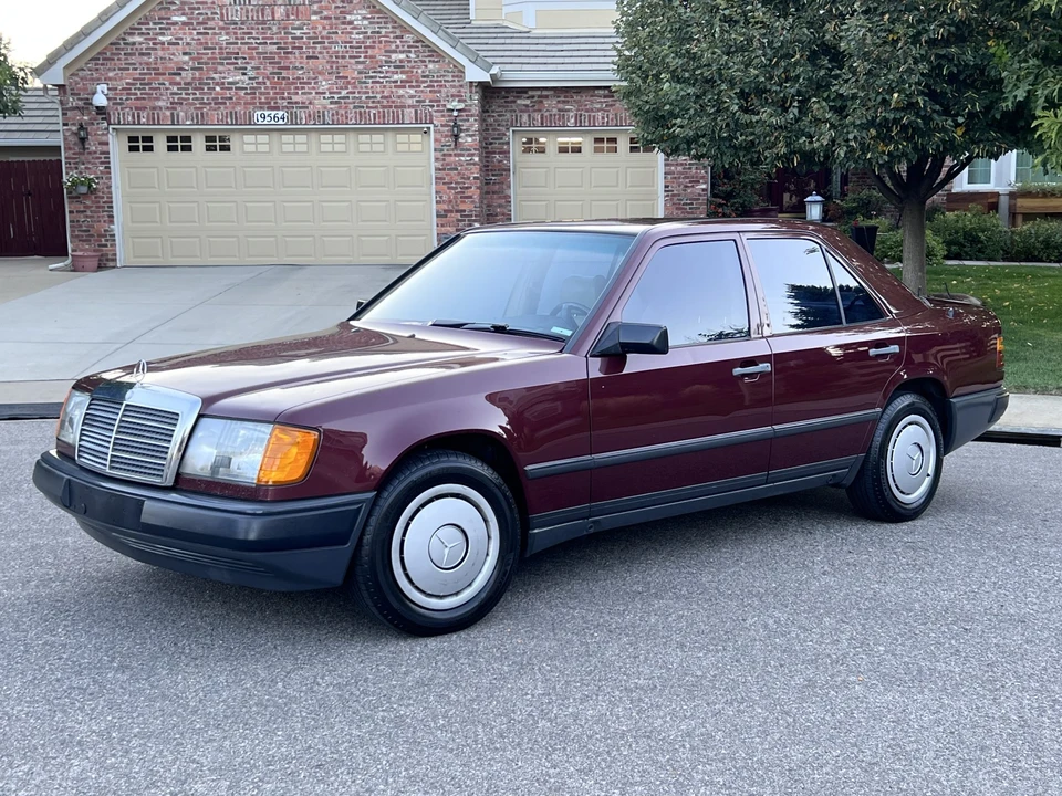 1987 Mercedes-Benz W124 E-Class - Image 24 of 31